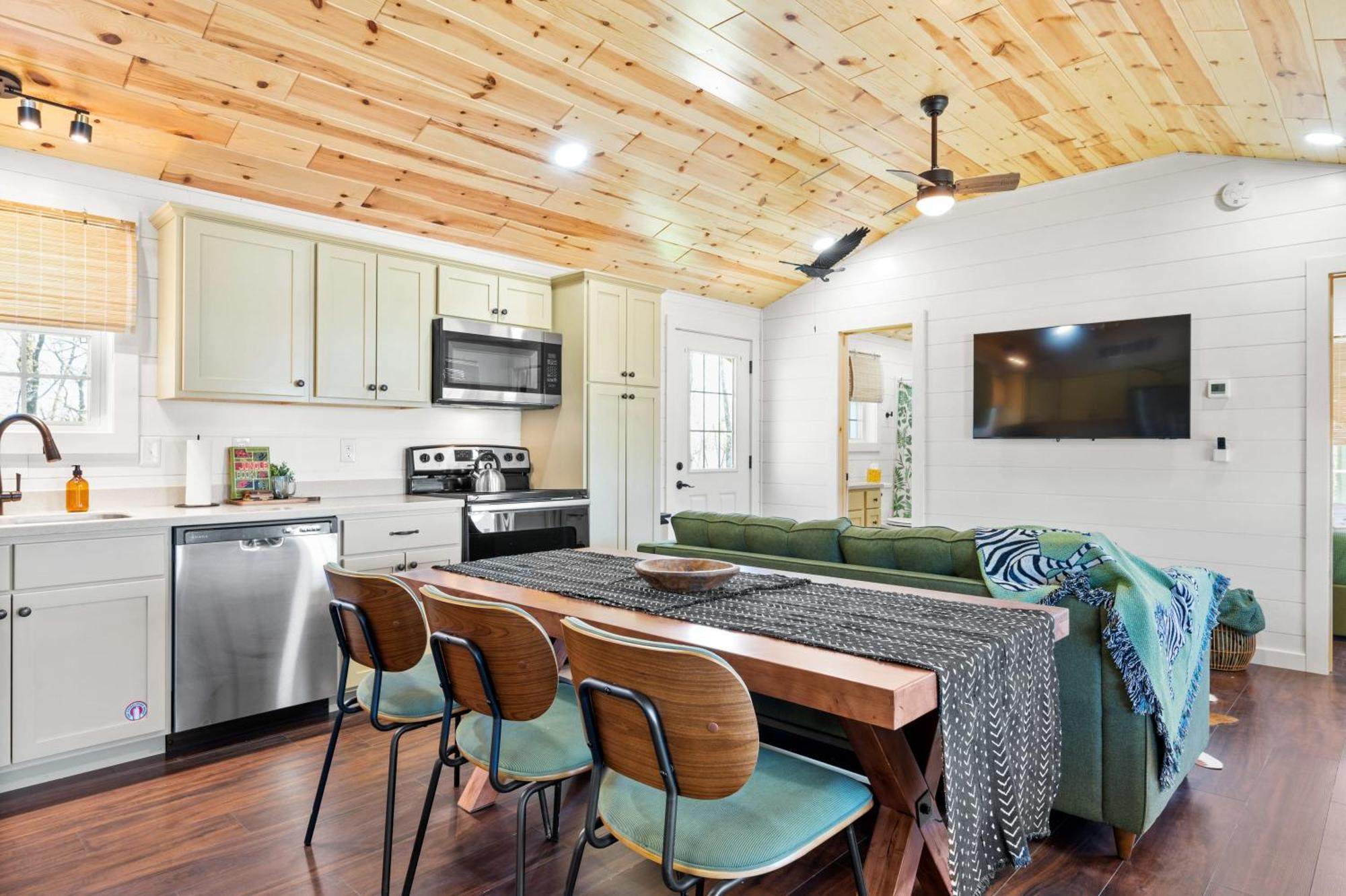 The Lodges At Eden Reserve - Pet Friendly Cabins Near Ark Williamstown Exterior foto